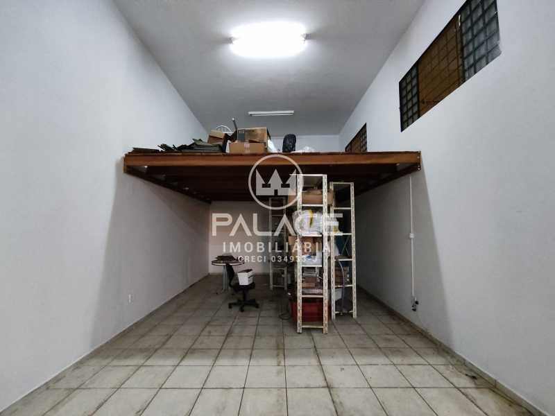 Imagens do imóveis Barracão :  / Comercial / Paulicéia