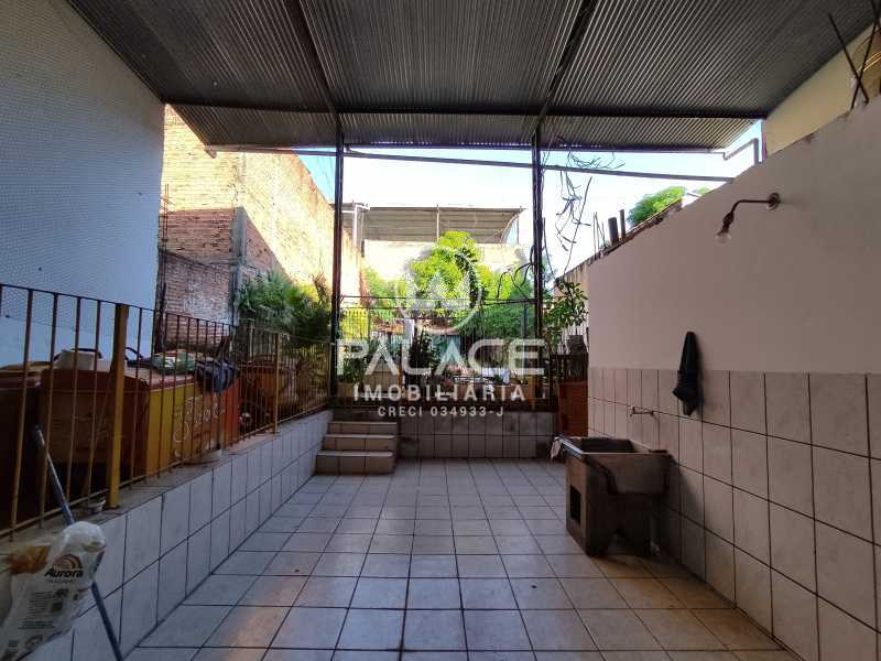 Imagens do imóveis Barracão :  / Comercial / Paulicéia