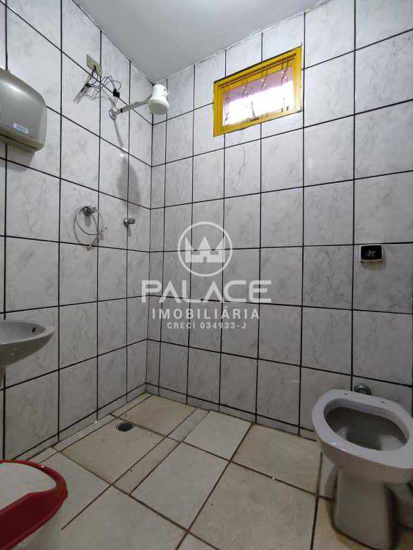 Imagens do imóveis Barracão :  / Comercial / Paulicéia