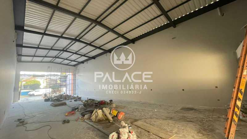 Imagens do imóveis Barracão :  / Comercial / São Luiz