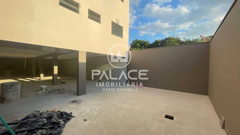 Imagens do imóveis Barracão :  / Comercial / São Luiz