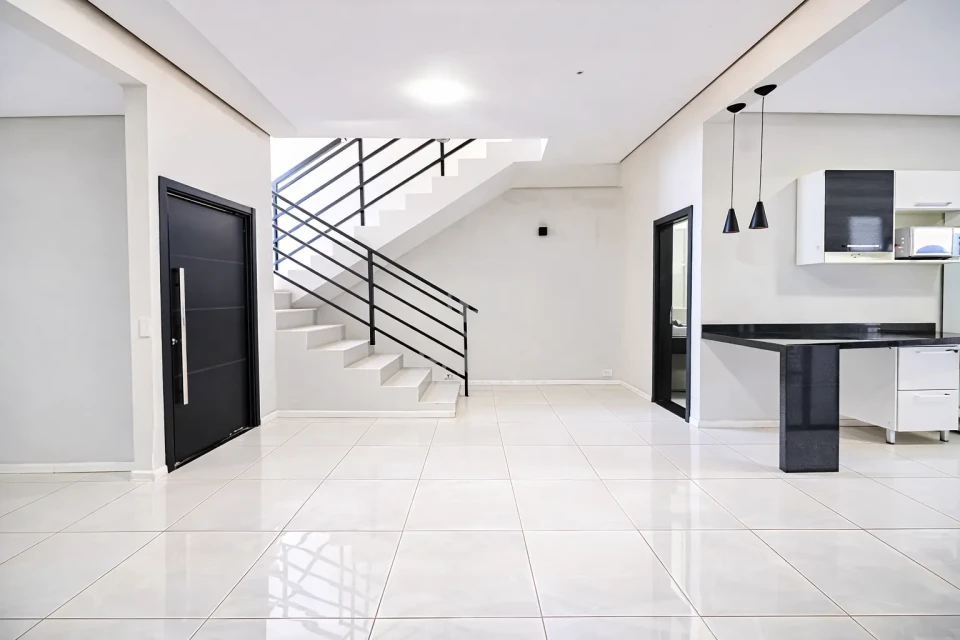 CASA / SOBRADO PARA LOCAÇÃO E VENDA / VILA MONTEIRO -  PIRACICABA