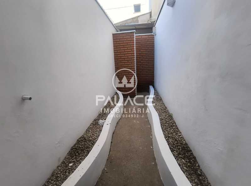 Imagens do imóveis Salão :  / Comercial / Centro