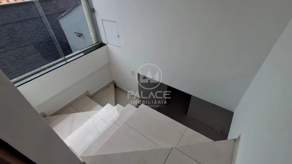 Casa com piscina à venda no bairro Balbo, Piracicaba