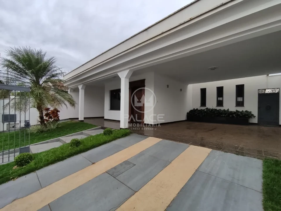 Casa, 4 quartos, 207 m² - Foto 1