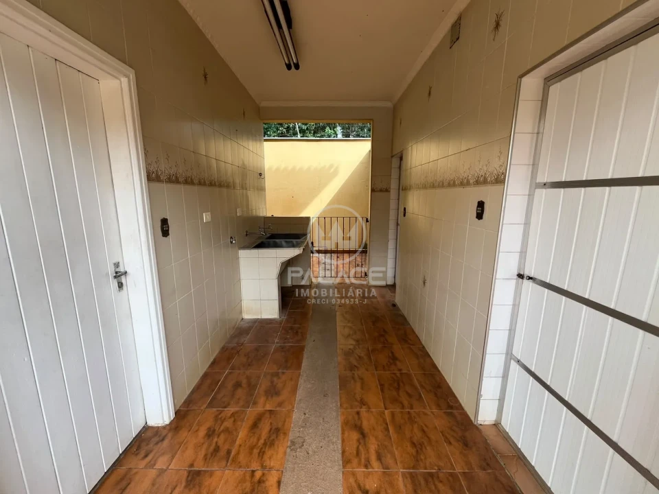 CASA COM PISCINA PARA LOCAÇÃO NO CENTRO DE PIRACICABA