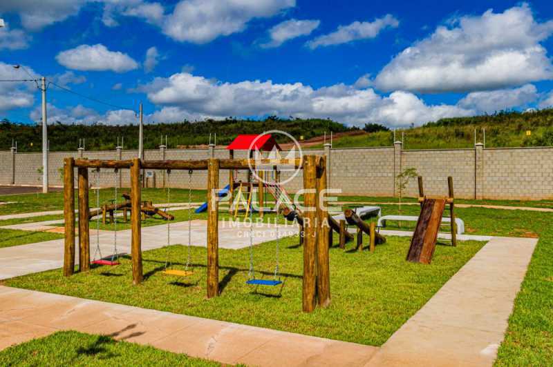 Imagens do imóveis terreno no condomínio soleil