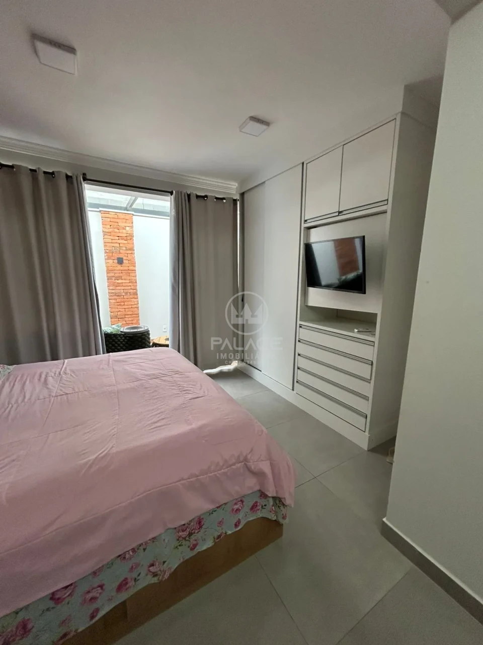 CASA PARA ALUGAR NO CONDOMÍNIO RESERVA DAS PAINEIRAS COM 4 QUARTOS / PIRACICABA
