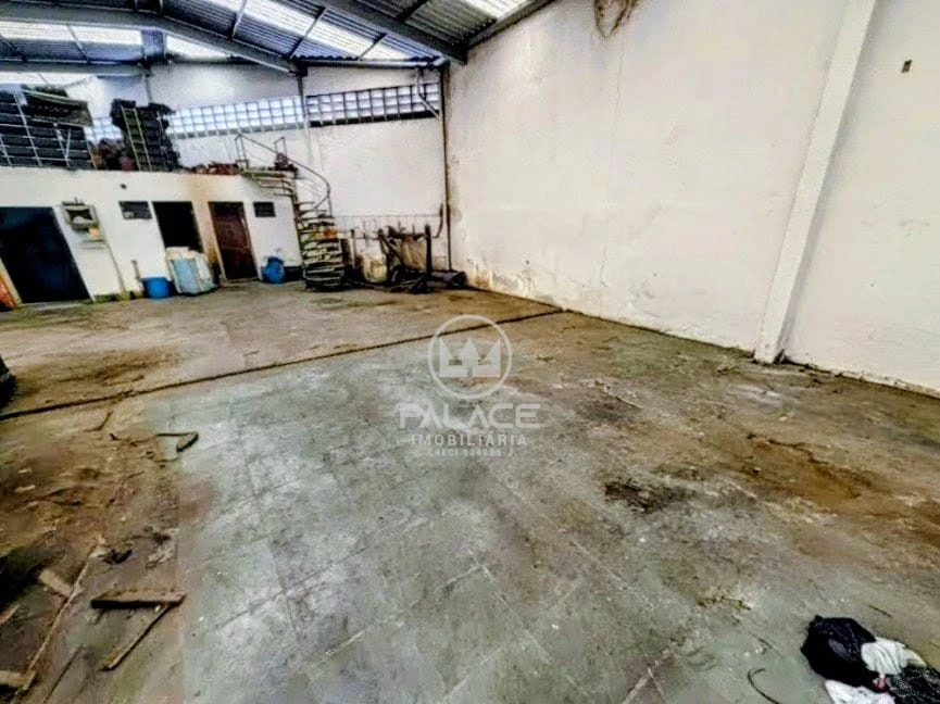 Barracão disponivel para locação