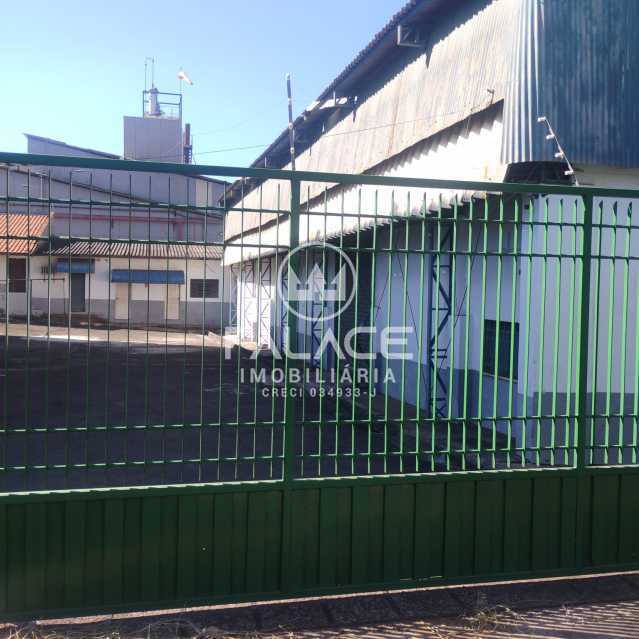 Imagens do imóveis Barracão :  / Comercial / Vale do Sol