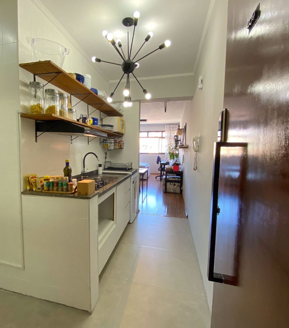 Linda Kitnet mobiliada em ótima localização - Centro - Piracicaba-SP