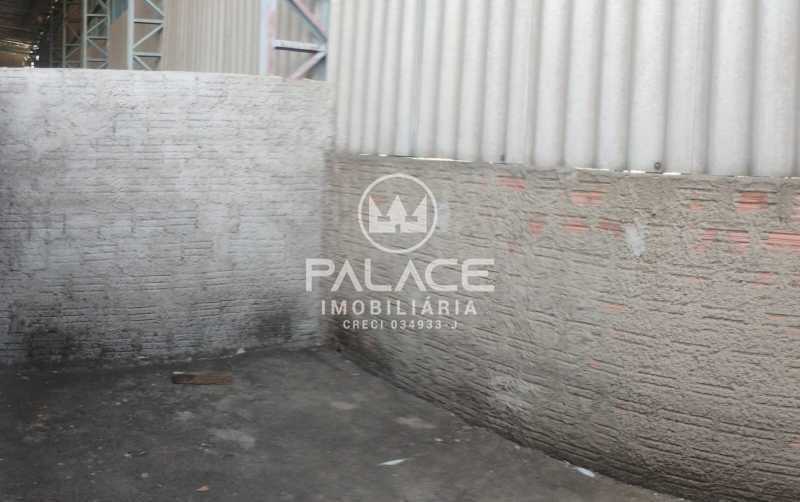 Imagens do imóveis Barracão :  / Comercial / Vale do Sol