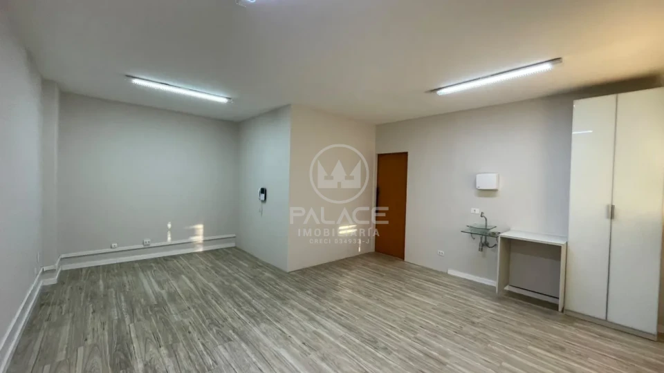 SALA COMERCIAL PARA ALUGAR EDIFICIO RACZ CENTER,  BAIRRO ALTO