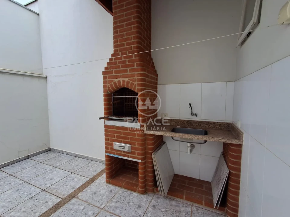 Casa térrea com 3 suítes no Recanto Piracicamirim, Piracicaba, SP.