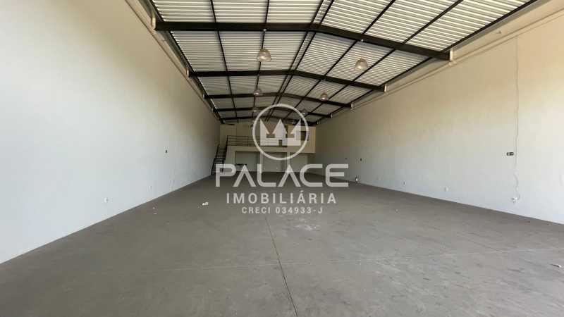 Imagens do imóveis Barracão :  / Comercial / Jardim Algodoal