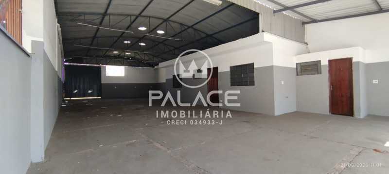 Imagens do imóveis Barracão :  / Comercial / Paulicéia