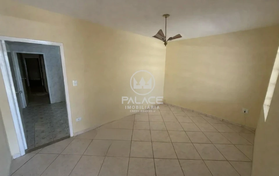CASA PARA ALUGAR COM 3 QUARTOS CASTELINHO