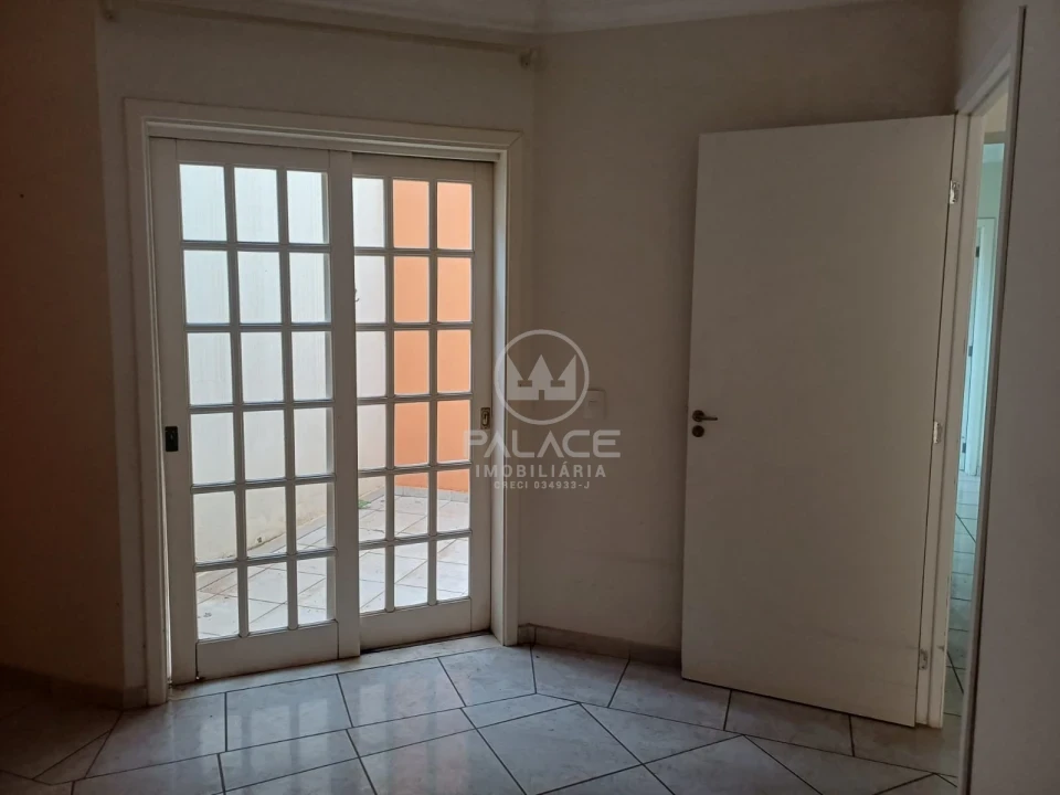 CASA A VENDA NA RUA FRANCISCO JOSE MACHADO, JARDIM BRASILIA