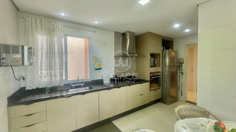 APARTAMENTO DE 196M² - COBERTURA A VENDA - EDIFICIO SAINT LOUIS - VILA REZENDE - PIRACICABA