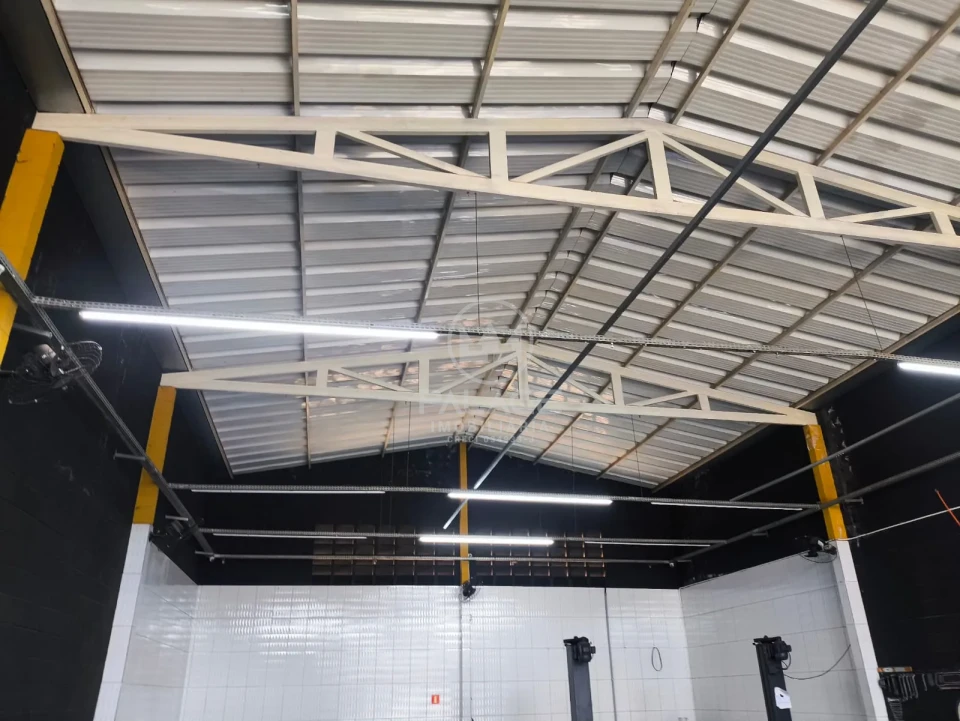 Barracão Comercial disponivel para Venda E Locação
