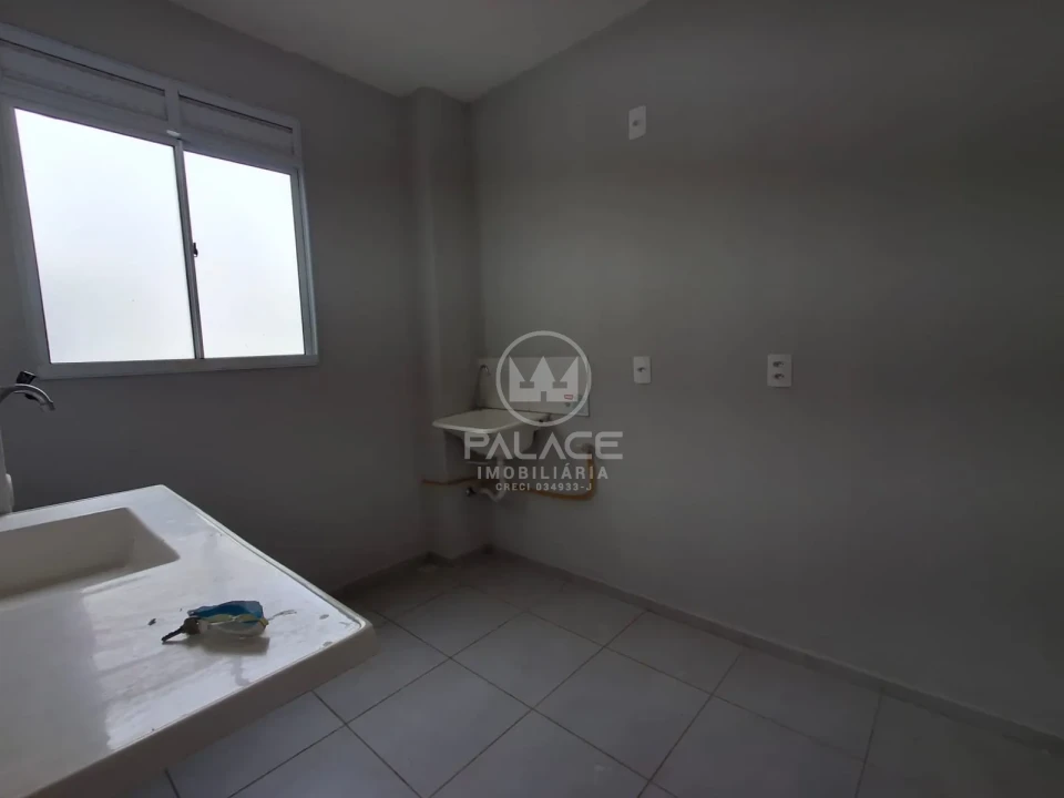 Apartamento Condominio Piazza Platina, bairro Jupiá, Piracicaba, SP.