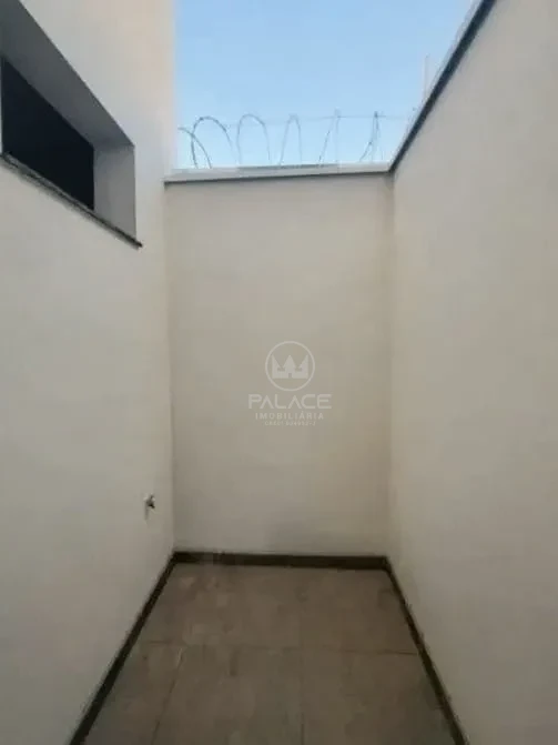 Barracão disponivel para locação