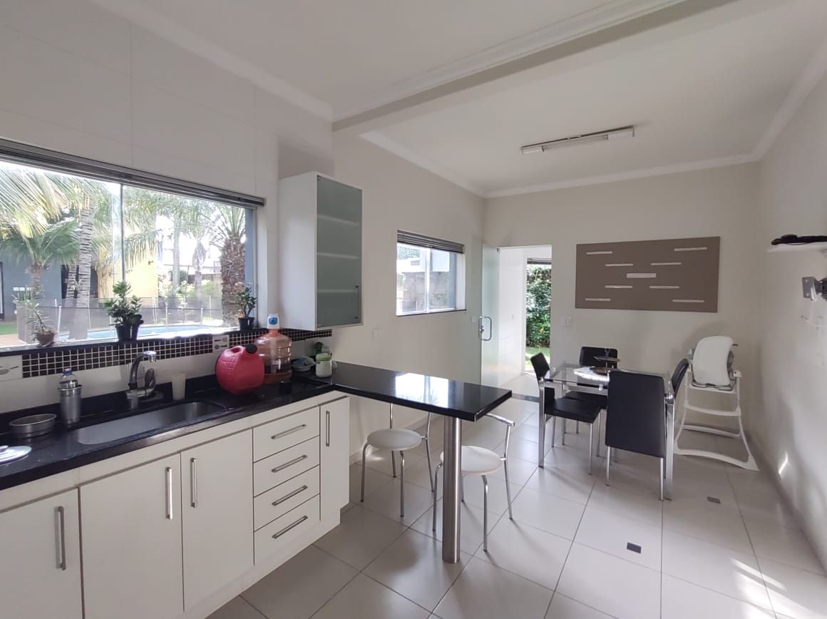 Imagens do imóveis casa em condomínio à venda em jardim belvedere, piracicaba 4 quartos 300m²