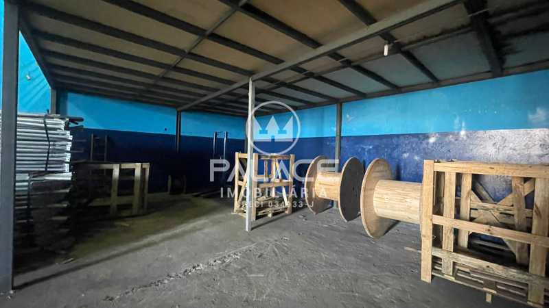 Imagens do imóveis Barracão :  / Comercial / Loteamento Chácaras Nazareth II