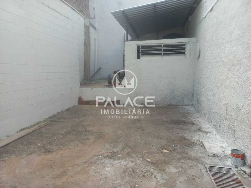 Imagens do imóveis Barracão :  / Comercial / Paulista