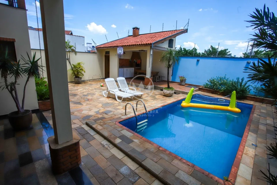 Sobrado de alto Padrão a venda em bairro Nova América