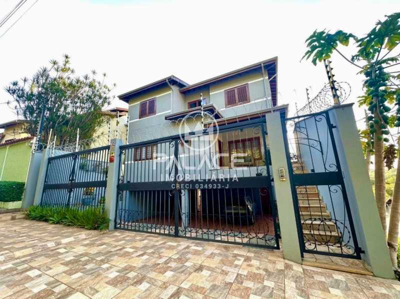 Imagens do imóveis Casa de rua :  / Residencial / Centro