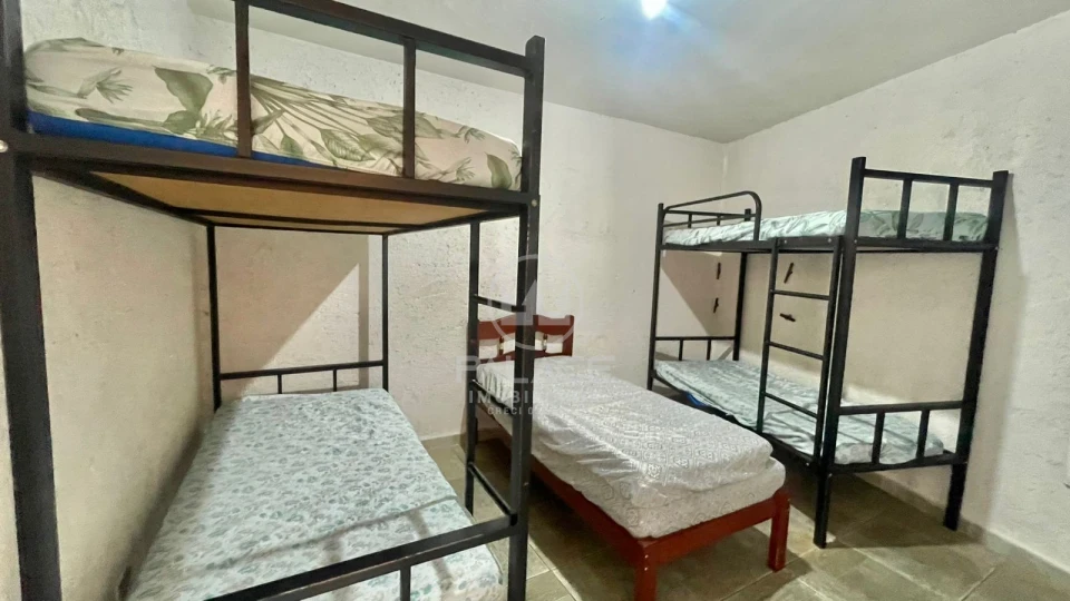 CASA / LOCAÇÃO / EDICULA / PISCINA / SANTA TEREZINHA