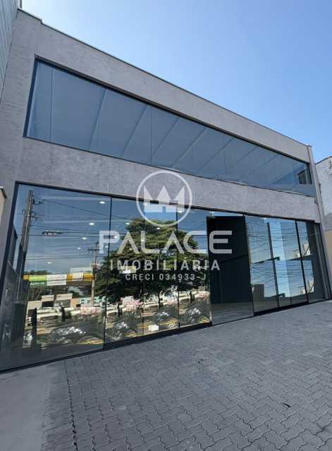 Imagens do imóveis Barracão :  / Comercial / Morumbi