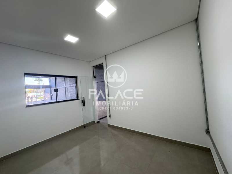 Imagens do imóveis Barracão :  / Comercial / Morumbi