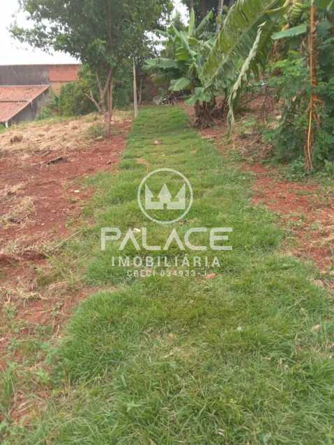 Terreno comercial com 30 metros de fachada e venda, bairro Jaraguá, Piracicaba, SP.