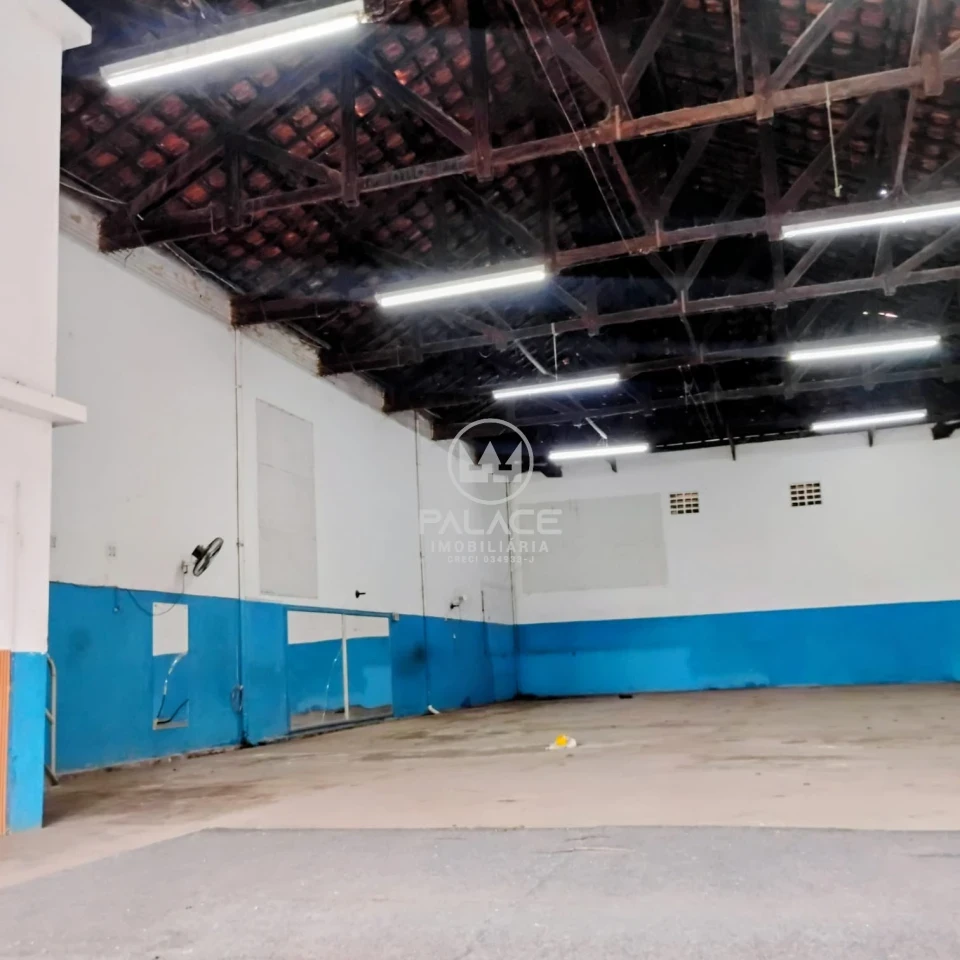 Barracão disponivel para locação