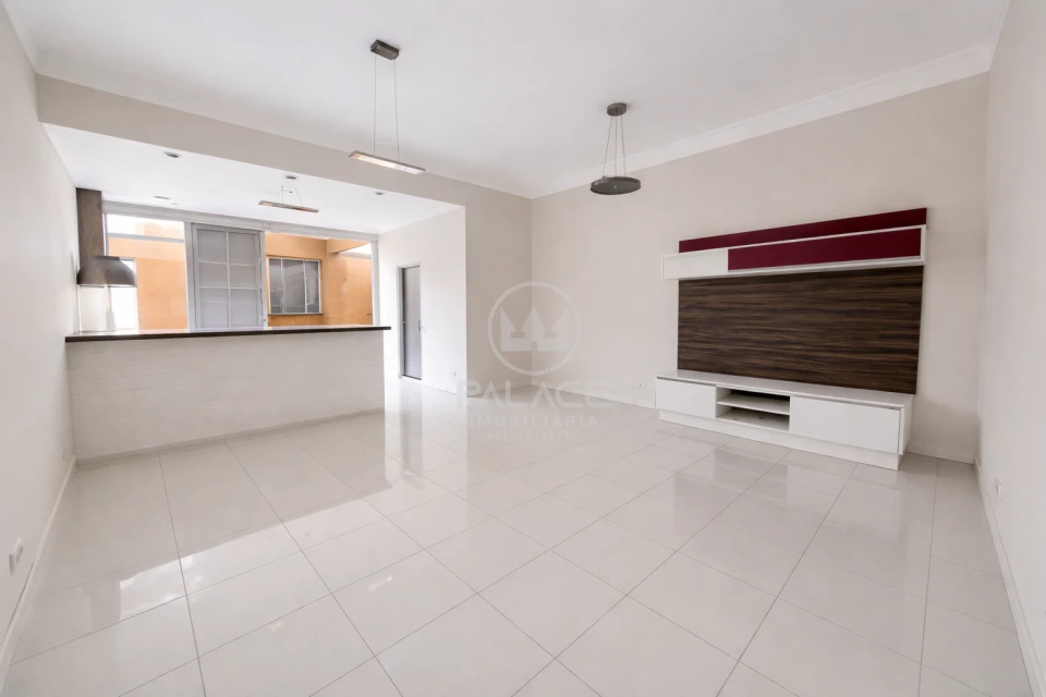 CASA PARA LOCAÇÃO / 3 QUARTOS/ CASTELINHO