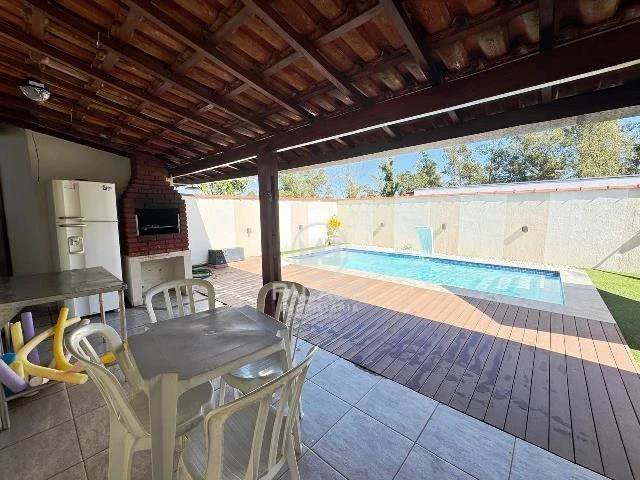 Excelente casa em Aguas de São Pedro