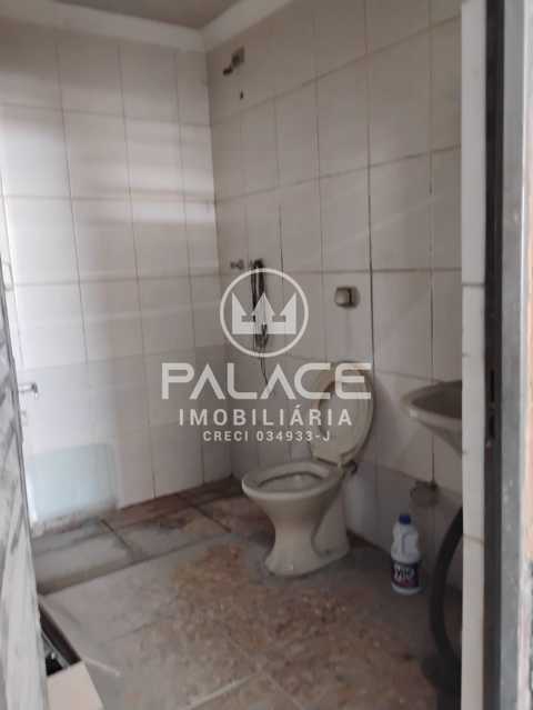 Imagens do imóveis Barracão :  / Comercial / Piracicamirim