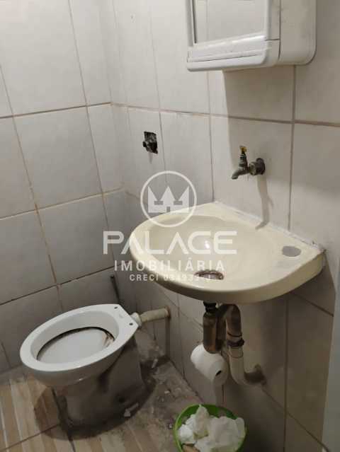 Imagens do imóveis Barracão :  / Comercial / Piracicamirim