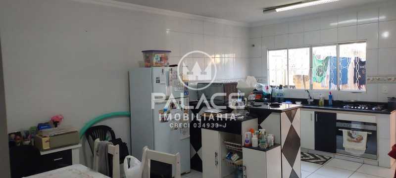 Imagens do imóveis Barracão :  / Comercial / Piracicamirim