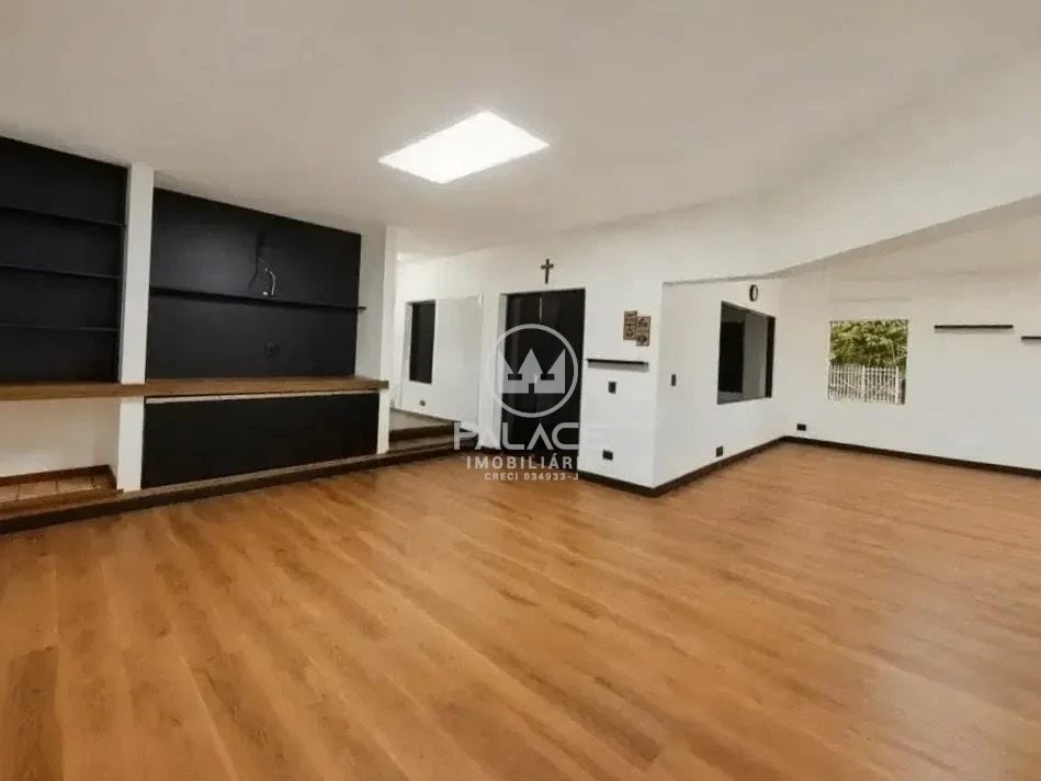 Barracão disponivel para locação