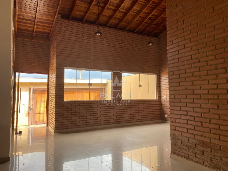 Casa á Venda no Centro de Anhembi - SP