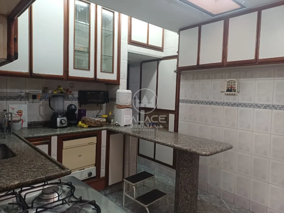 Casa, 3 quartos, 260 m² - Foto 32