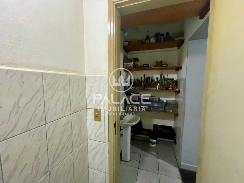 Imagens do imóveis Barracão :  / Comercial / Jardim Caxambu