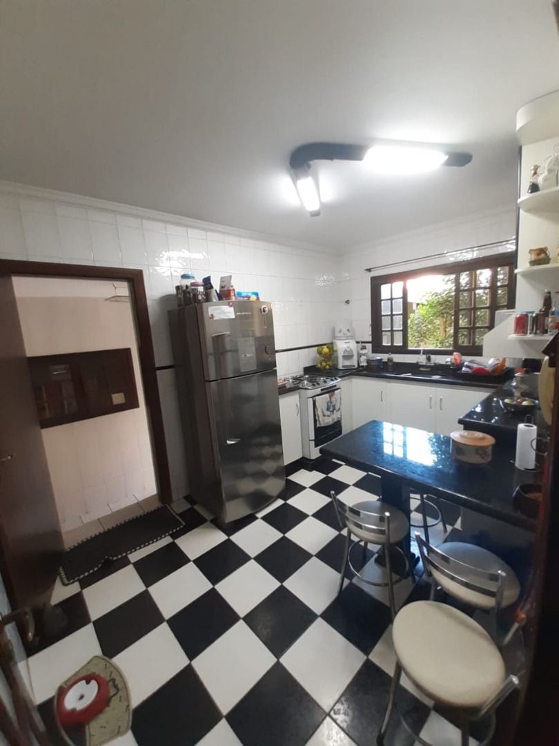 Imagens do imóveis casa em condomínio à venda em jardim caxambu, piracicaba 3 quartos 250m²