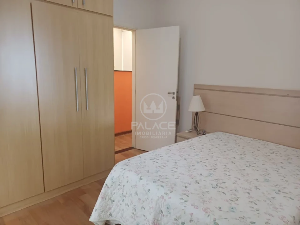 CASA A VENDA NO BAIRRO CASTELINHO