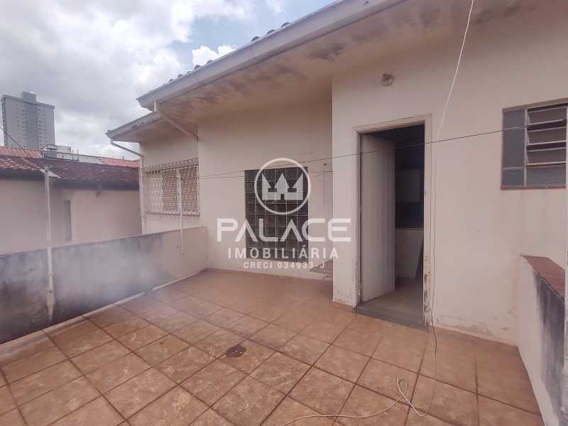 Imagens do imóveis Casa de rua : Sobrado / Residencial / Centro