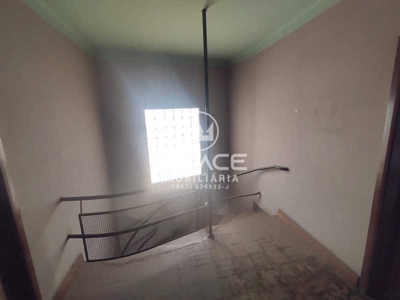 Imagens do imóveis Casa de rua : Sobrado / Residencial / Centro