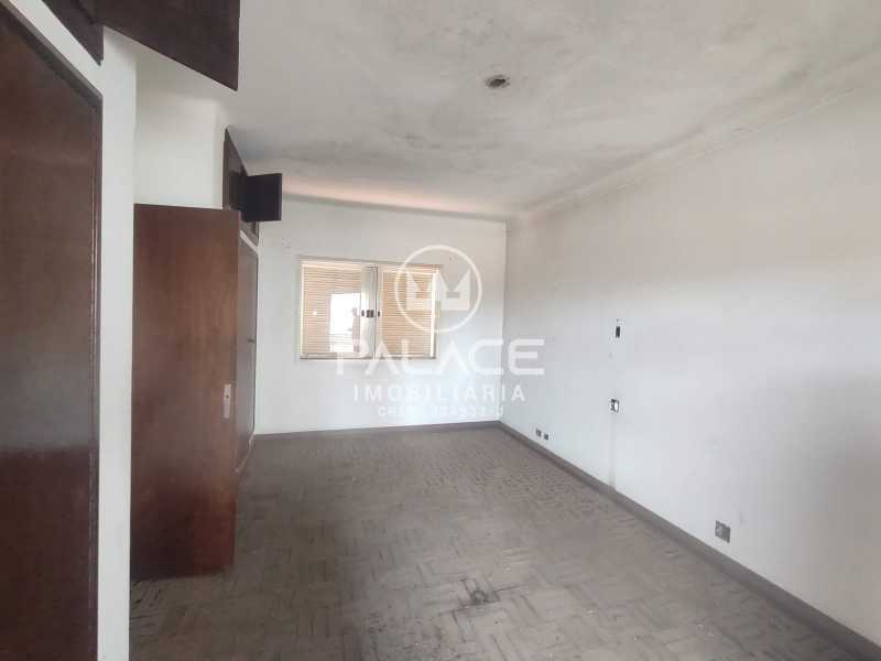 Imagens do imóveis Casa de rua : Sobrado / Residencial / Centro